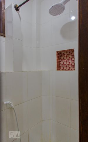 Casa de condomínio à venda com 60m², 2 quartos e sem vaga Casa de condomínio à venda com 60m², 2 quartos e sem vagaBanheiro da Suíte