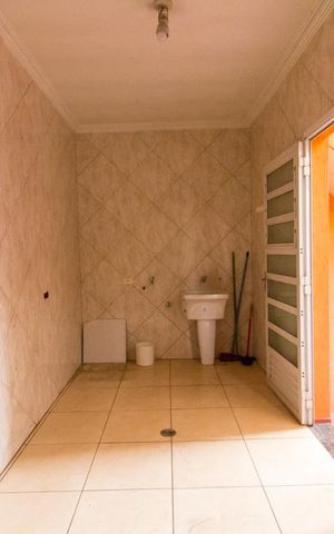 Casa à venda com 205m², 3 quartos e 5 vagas Casa à venda com 205m², 3 quartos e 5 vagasÁrea de Serviço
