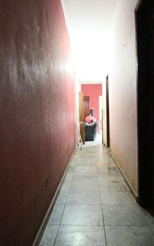 Casa à venda com 124m², 3 quartos e 3 vagasCorredor