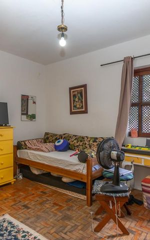 Casa à venda com 170m², 3 quartos e 2 vagas Casa à venda com 170m², 3 quartos e 2 vagasSuite