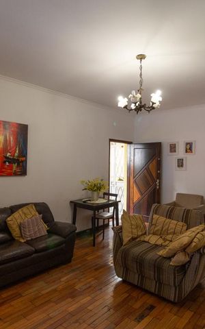 Casa à venda com 210m², 3 quartos e 3 vagasSala