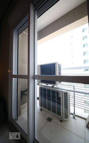 Apartamento à venda com 70m², 1 quarto e 1 vagaQuarto