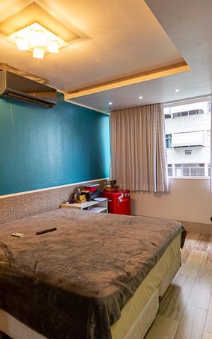 Casa à venda com 280m², 4 quartos e sem vaga Casa à venda com 280m², 4 quartos e sem vagaSuite do Casal