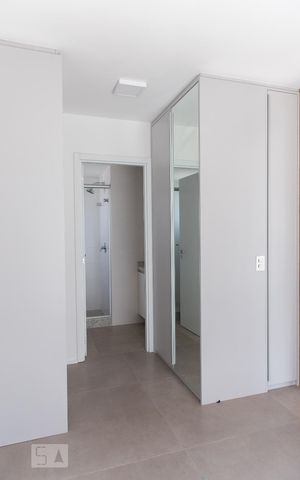 Studio para alugar com 42m², 1 quarto e 1 vaga Studio para alugar com 42m², 1 quarto e 1 vagaQuarto