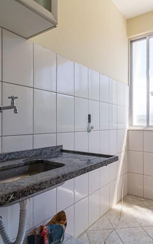 Apartamento para alugar com 80m², 2 quartos e sem vaga Apartamento para alugar com 80m², 2 quartos e sem vagaCozinha e Área de Serviço
