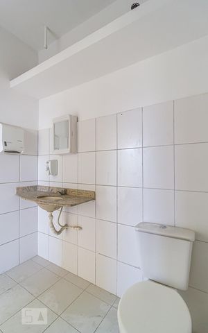 Apartamento para alugar com 80m², 2 quartos e sem vaga Apartamento para alugar com 80m², 2 quartos e sem vagaBanheiro