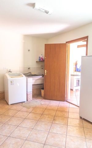 Casa à venda com 230m², 3 quartos e 3 vagas Casa à venda com 230m², 3 quartos e 3 vagasÁrea de Serviço