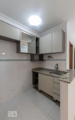 Casa de condomínio à venda com 36m², 1 quarto e sem vaga Casa de condomínio à venda com 36m², 1 quarto e sem vagaCozinha