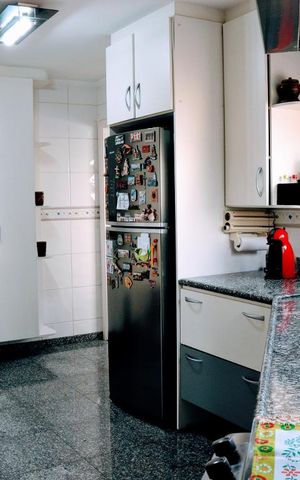 Apartamento à venda com 140m², 2 quartos e 3 vagasCozinha