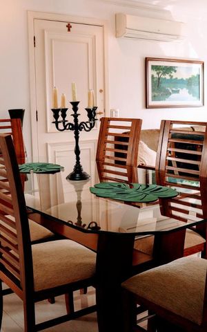Apartamento à venda com 140m², 2 quartos e 3 vagasSala