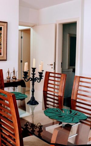 Apartamento à venda com 140m², 2 quartos e 3 vagasSala