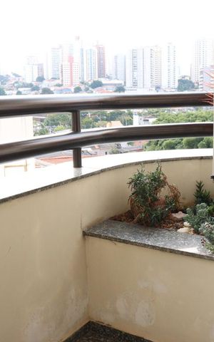 Apartamento à venda com 140m², 2 quartos e 3 vagasVaranda