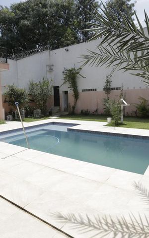 Casa à venda com 450m², 5 quartos e 4 vagasPiscina