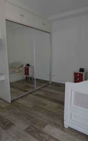 Casa à venda com 450m², 5 quartos e 4 vagasSuíte 3
