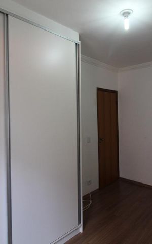 Apartamento à venda com 74m², 2 quartos e 1 vagaSuíte armário