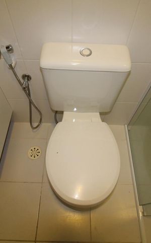 Apartamento à venda com 74m², 2 quartos e 1 vagaBanheiro Social