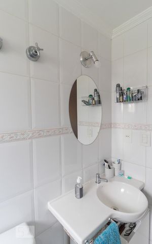 Apartamento à venda com 95m², 3 quartos e 2 vagas Apartamento à venda com 95m², 3 quartos e 2 vagasBanheiro da Suíte