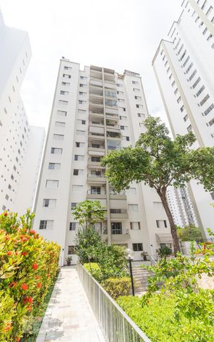 Apartamento à venda com 95m², 3 quartos e 2 vagas Apartamento à venda com 95m², 3 quartos e 2 vagasFachada