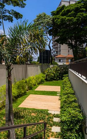 Apartamento à venda com 300m², 3 quartos e 2 vagas Apartamento à venda com 300m², 3 quartos e 2 vagasÁrea comum - Jardim