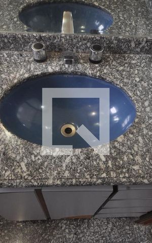 Casa à venda com 200m², 4 quartos e 4 vagasBanheiro Social