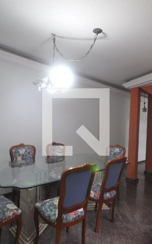 Casa à venda com 200m², 4 quartos e 4 vagasSala de Jantar