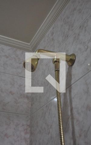 Casa à venda com 200m², 4 quartos e 4 vagasBanheiro da Suíte 1