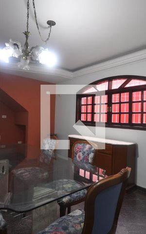 Casa à venda com 200m², 4 quartos e 4 vagasSala de Jantar