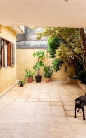 Casa à venda com 166m², 4 quartos e 2 vagas Casa à venda com 166m², 4 quartos e 2 vagasGaragem