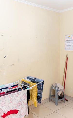Casa à venda com 166m², 4 quartos e 2 vagas Casa à venda com 166m², 4 quartos e 2 vagasQuarto 3