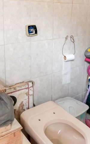 Casa à venda com 166m², 4 quartos e 2 vagas Casa à venda com 166m², 4 quartos e 2 vagasBanheiro 2