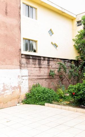 Casa à venda com 166m², 4 quartos e 2 vagas Casa à venda com 166m², 4 quartos e 2 vagasQuintal