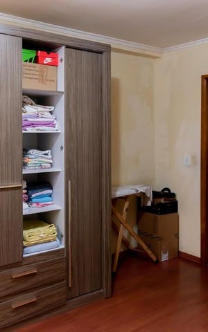 Casa à venda com 166m², 4 quartos e 2 vagas Casa à venda com 166m², 4 quartos e 2 vagasQuarto 2