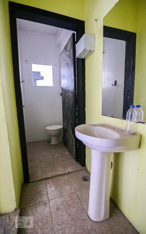 Casa para alugar com 260m², 3 quartos e 8 vagas Casa para alugar com 260m², 3 quartos e 8 vagasBanheiro Social