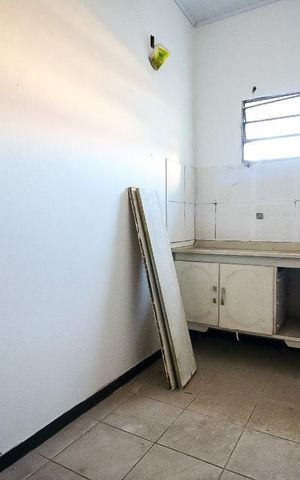 Casa para alugar com 260m², 3 quartos e 8 vagas Casa para alugar com 260m², 3 quartos e 8 vagasCopa