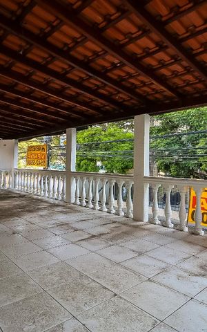 Casa para alugar com 260m², 3 quartos e 8 vagas Casa para alugar com 260m², 3 quartos e 8 vagasTerraço