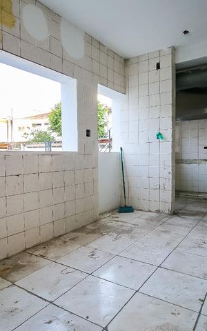Casa para alugar com 260m², 3 quartos e 8 vagas Casa para alugar com 260m², 3 quartos e 8 vagasCozinha