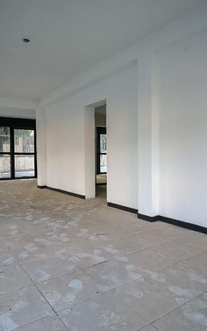 Casa para alugar com 260m², 3 quartos e 8 vagas Casa para alugar com 260m², 3 quartos e 8 vagasSala 2