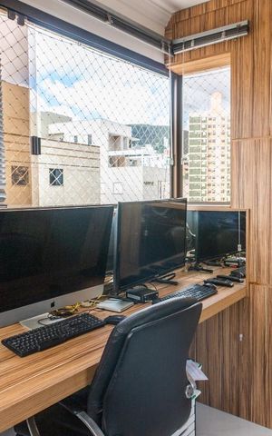 Apartamento à venda com 148m², 4 quartos e 3 vagasEscritório