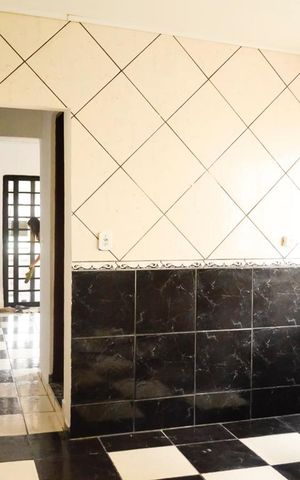 Casa para alugar com 100m², 2 quartos e sem vaga Casa para alugar com 100m², 2 quartos e sem vagaCozinha Entrada Sala
