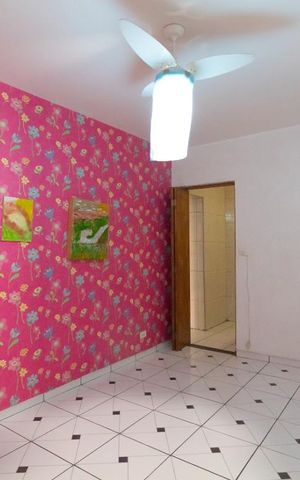 Casa à venda com 70m², 3 quartos e 2 vagas Casa à venda com 70m², 3 quartos e 2 vagasQuarto 2