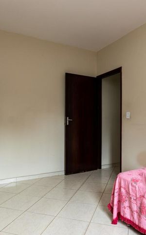 Casa à venda com 220m², 4 quartos e 4 vagas Casa à venda com 220m², 4 quartos e 4 vagasQuarto 2