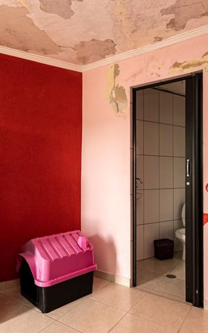 Casa à venda com 220m², 4 quartos e 4 vagas Casa à venda com 220m², 4 quartos e 4 vagasQuarto de serviço