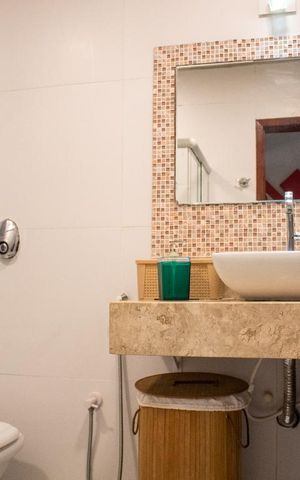 Casa à venda com 365m², 5 quartos e 1 vaga Casa à venda com 365m², 5 quartos e 1 vagaBanheiro Social