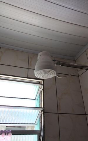 Casa à venda com 400m², 2 quartos e 3 vagasBanheiro