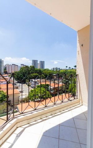 Apartamento para alugar com 67m², 3 quartos e 1 vagavaranda