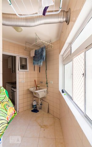 Apartamento para alugar com 67m², 3 quartos e 1 vagaÁrea de Serviço