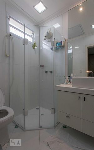 Casa à venda com 320m², 4 quartos e 4 vagas Casa à venda com 320m², 4 quartos e 4 vagasBanheiro 2 Suíte 2