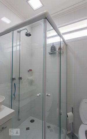 Casa à venda com 320m², 4 quartos e 4 vagas Casa à venda com 320m², 4 quartos e 4 vagasBanheiro 1 Suite 1