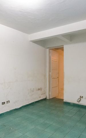 Casa à venda com 100m², 2 quartos e 1 vaga Casa à venda com 100m², 2 quartos e 1 vagaSala