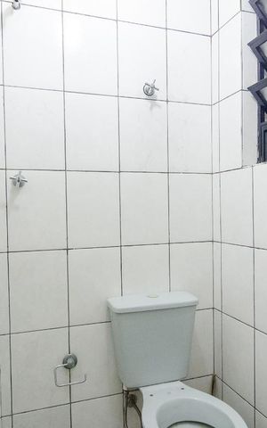 Casa à venda com 100m², 2 quartos e 1 vaga Casa à venda com 100m², 2 quartos e 1 vagaBanheiro da Suíte